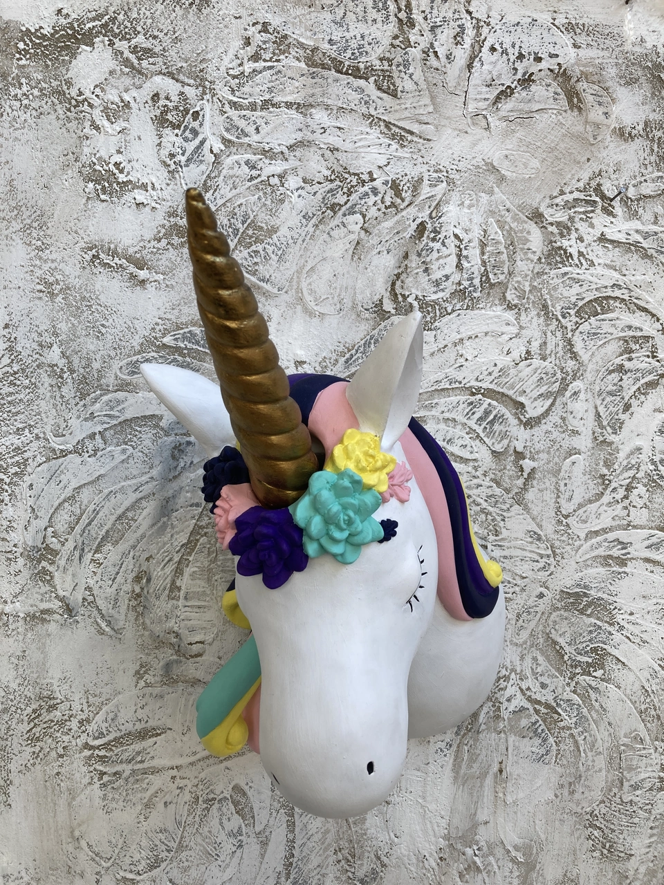 Unicorn Duvar Biblo