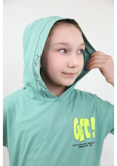Toontoy Kids Toontoy Kız Çocuk 2'li Takım Baskılı Kapüşonlu Cepli T-shirt & Beli Lastikli Kapri Şort - Lazer Kesim Detaylı Yeşil