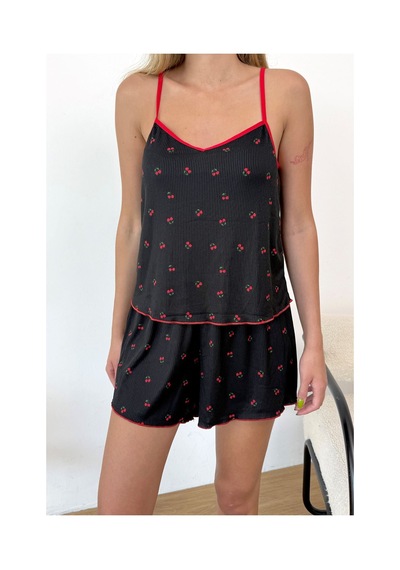Giysa Kadın Askılı Kiraz Desenli Şortlu Pijama Takımı Siyah - 3300