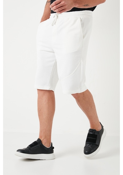 Buratti Belden Bağlamalı Pamuklu Cepli Regular Fit Erkek Short 5908041 Ekru