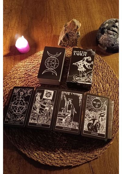 Siyah Beyaz Tarot Destesi 78 Kart - Arındırma Kesesi ve Demet Tütsü Hediyeli