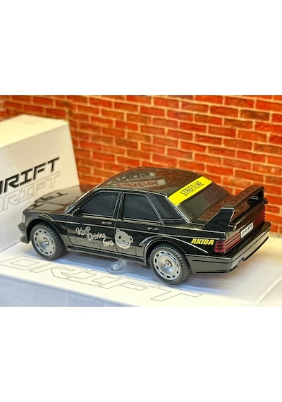 Mercedes 190 E Evo Iı Drift 1:43 Hobi Sınıfı Uzaktan Kumandalı Rc Araba 15 Km/h 4wd Neon Işıklı