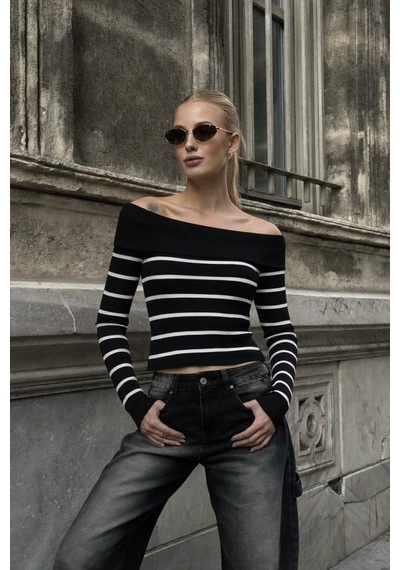 Ramior Collectıon Kadın Beyaz Çizgili Kayık Yaka Fitilli Triko Bluz Siyah - 813592523 Siyah Ramior Collectıon Kadın Beyaz Çizgili Kayık Yaka Fitilli Triko Bluz Siyah - 813592523 Siyah