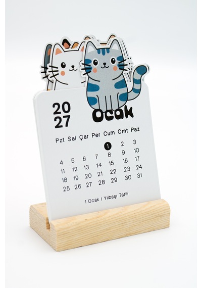 Ahşap Standlı Özel Kesim Sevimli Kediler Tasarımlı 2027 Masaüstü Takvimi 8,5x12 Cm - Yeni Yıl Hediyesi Çok Renkli