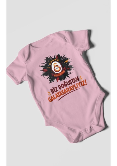 Morivokids Biz Doğuştan Galatasaraylıyız Kısa Kollu Bebek Body %100 Pamuk Koyu Pembe