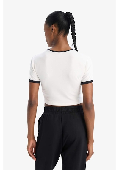 DeFacto Fit Slim Fit Dar Kesim Bisiklet Yaka Baskılı Sporcu Ribana Kısa Kollu Kadın Tişört - Ekru E4796AX25SPER136