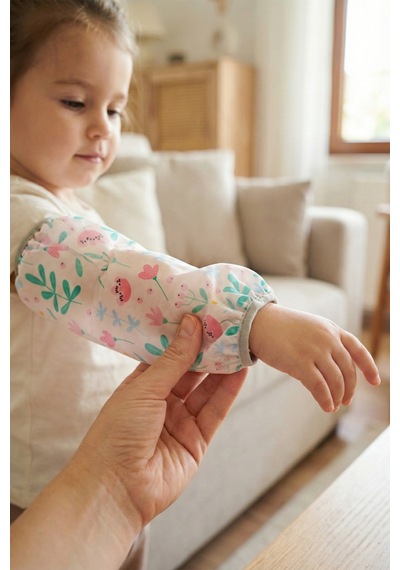 Sıvı Geçirmez Lastikli Bebek Mama Beslenme Kolluğu Seti Çocuk Aktivite Etkinlik Kol Kılıfı Flowy