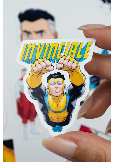 Invincible Temalı Sticker Paketi 20 Parça Yapışkanlı Kaliteli Su Geçirmez Etiket Seti Çok Renkli