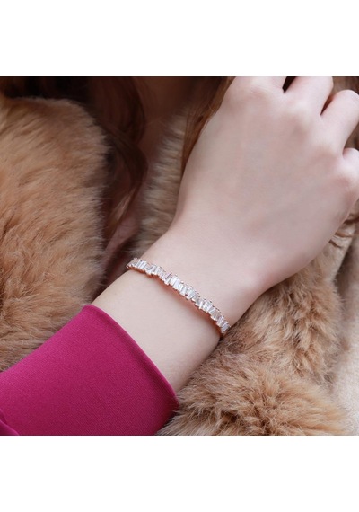 Baget Sıra Taşlı Rose Gold Kaplama Gümüş Kelepçe Gümüş