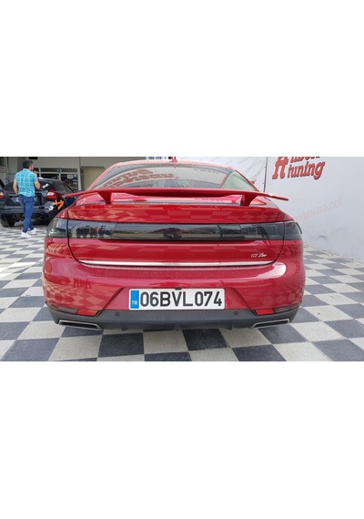 Peugeot 5008 Spoiler---Fibersan Tuning