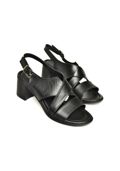 Fox Shoes P555451903 Siyah Hakiki Deri Kalın Topuklu Kadın Sandalet Siyah-hakiki Deri Siyah Fox Shoes P555451903 Siyah Hakiki Deri Kalın Topuklu Kadın Sandalet Siyah-hakiki Deri Siyah
