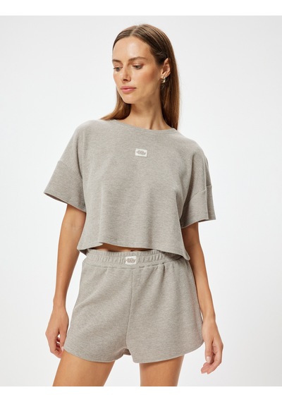 Koton Dokulu Crop Pijama Üstü Kısa Kollu Bisiklet Yaka Rahat Kalıp Bej Melanj 5wlk40025mk Bej Melanj Koton Dokulu Crop Pijama Üstü Kısa Kollu Bisiklet Yaka Rahat Kalıp Bej Melanj 5wlk40025mk Bej Melanj