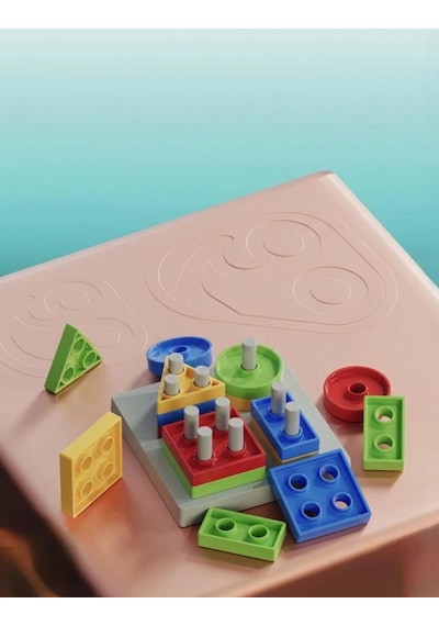 17 Parça 4 Farklı Renkli Eğlenceli Geometrik Şekilli Zeka Geliştirici Eğitici Bul-tak Oyun Seti