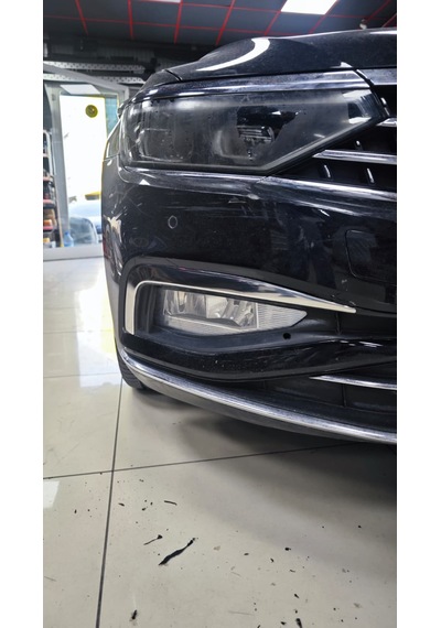 Passat B8.5 2020+sis Çerçeve Kromu