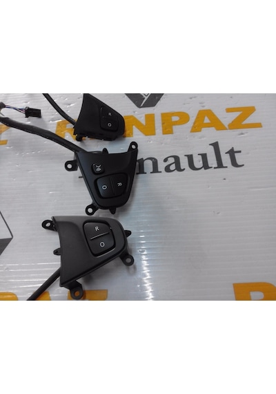 Renault Clio 4 Cruise Regulatör Düğmesi .