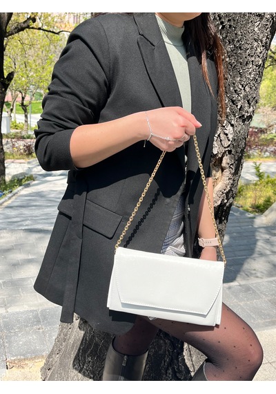Butikolea Edge Mini Zincir Askılı Portföy Kadın Çantası Beyaz