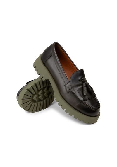 Deery Kadın Hakiki Deri Yeşil Püsküllü Loafer - 02033zyslc02