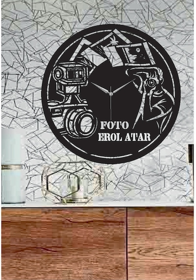 Kişiye Özel Fotoğrafçı Temalı Dekoratif Ahşap Duvar Saati Siyah