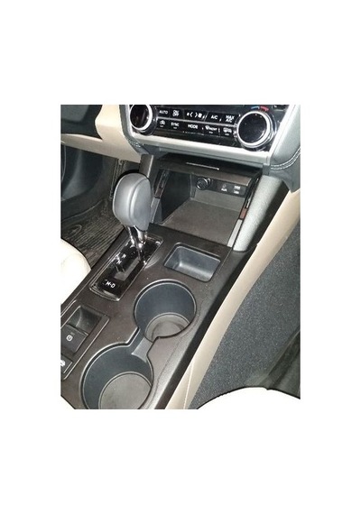 Subaru Orta Konsol Manyetik Telefon Montaj Aparatı