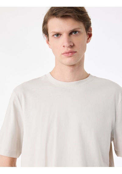 Koton Regular Fit Bisiklet Yaka Pamuklu Basic Kısa Kollu Tişört Bej 6sam10011mk Ekru