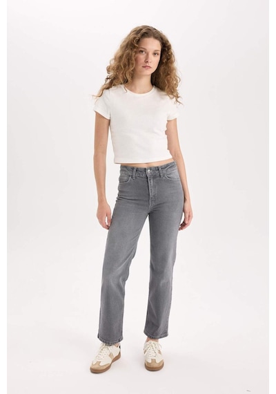 DeFacto Comfort Straight Yüksek Bel Bilek Boy Jean Yıkamalı Pantolon E3413AXNSNM36
