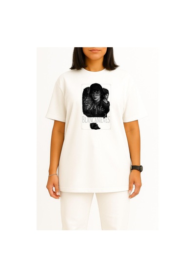 Bahriyeli Collection Oversize Blancanieves İspanyol Film Göğüs Baskılı Unisex T-shirt Beyaz
