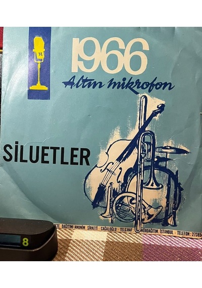 Silüetler Lorke Lorke / Dede Efendi 66 Yine Bir Gülnihal 1966 Altın Mikrofon 45'lik Plak