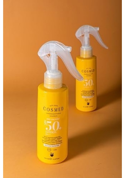 Cosmed Tüm Cilt Tipleri İçin Aile Boy Yüz Ve Vücut Sprey Güneş Kremi - Lotion Spf50+ - 200 Ml