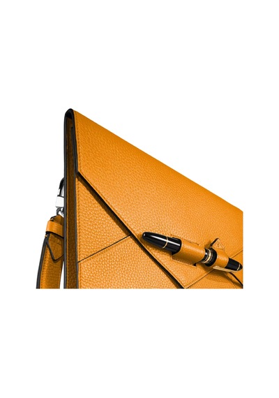 Montblanc Orta Boy Zarf Kapaklı Defter Kılıfı 137161 Sarı