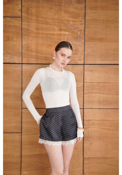 Verymoda Dantel Detaylı Puanttiyeli Saten Şort D2960 Siyah