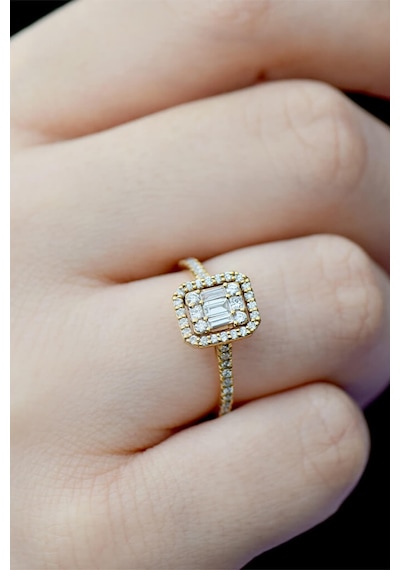 0.60 Ct Baget Kare Tektaş Yüzük Rose Gold
