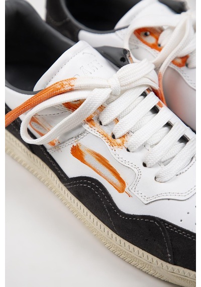 Krahe Artemis Erkek Hakiki Deri Eskitme El Boyamalı Bağcık Ve Iki Yedek Bağcıklı Beyaz-Gri Sneakers 001