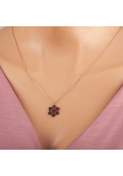 925 Ayar Gümüş Rose Siyah Taşlı Kar Tanesi Kadın Kolye