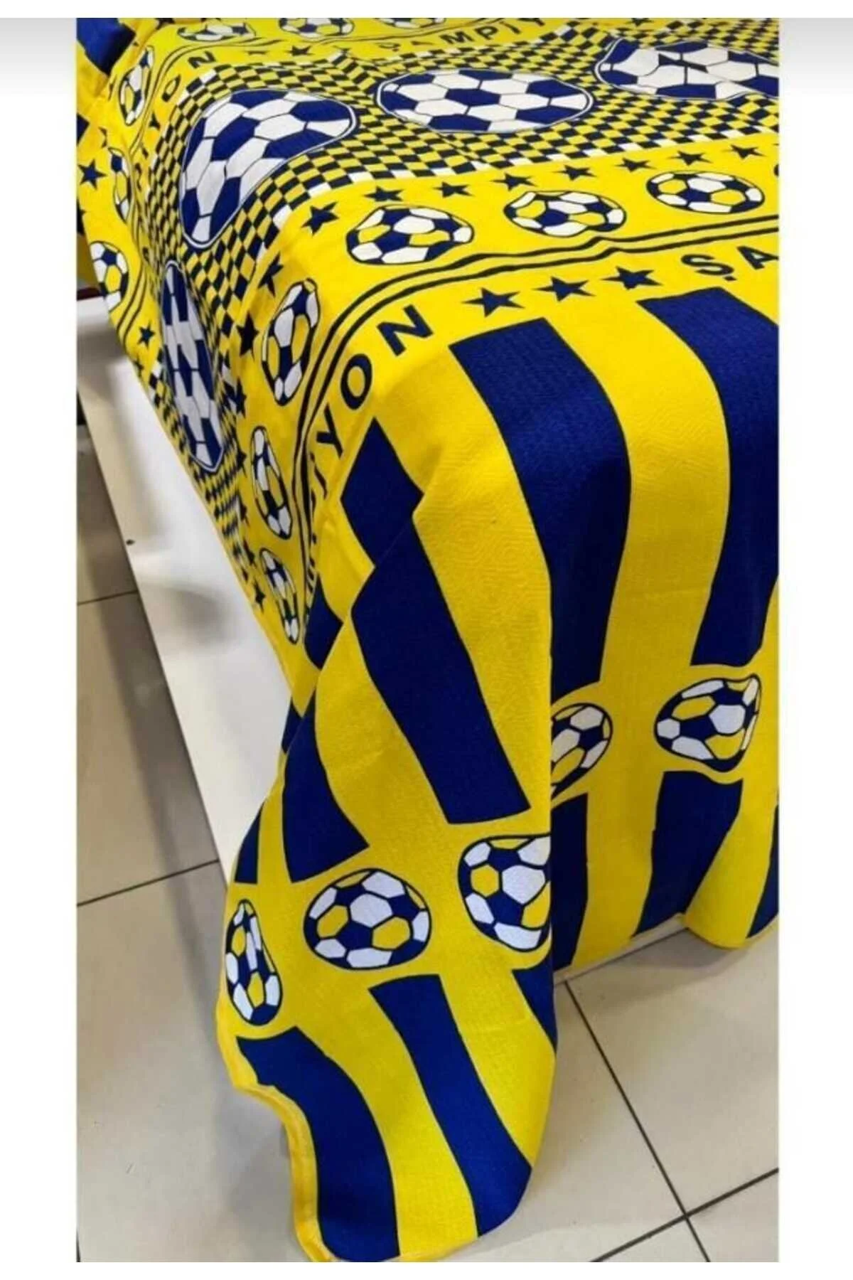 Taraftar Temalı Tek Kişilik Pike Ve Çarşaf Seti 160x240 Cm %100 Pamuklu Diğer
