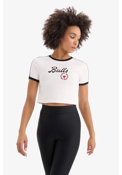 DeFactoFit NBA Chicago Bulls Slim Fit Dar Kesim Bisiklet Yaka Sporcu Fitilli Kaşkorse Kısa Kollu Tişört E2362AX25SMER105