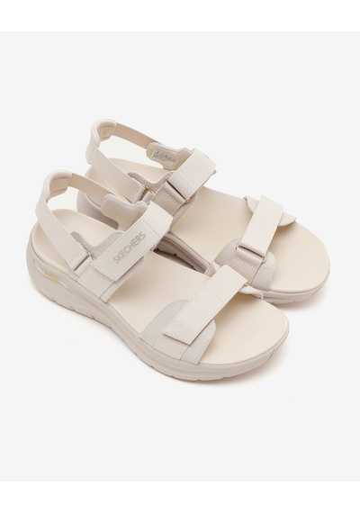 Skechers Arch Fıt 2.0 Kadın Beyaz Sandalet 119465 Ofwt Beyaz