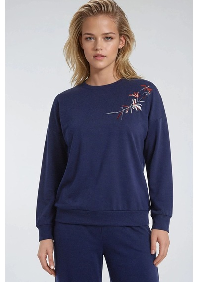 Hiccup Nakışlı Bisiklet Yaka Sweatshirt Ve Düz Paça Pantolon İkili Takım Bersan Collection Lacivert Hiccup Nakışlı Bisiklet Yaka Sweatshirt Ve Düz Paça Pantolon İkili Takım Bersan Collection Lacivert