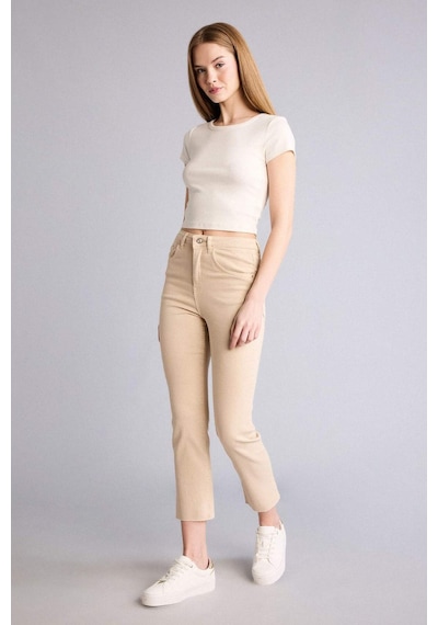 DeFacto Crop Flare Fit Yüksek Bel Bilek Boy Jean Pantolon E8017AX25SMBG737