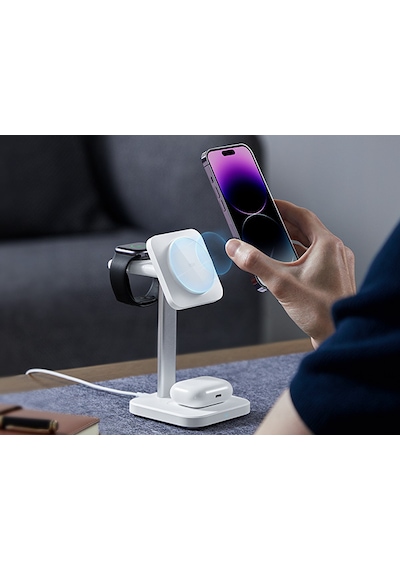 Esr 3 İn 1 17.5 W Hızlı Şarj Standı iOS Watch + Apple Uyumlu AirPods Beyaz