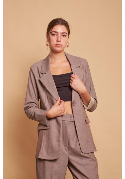 Ekoseli Yakalı Kolu Katlamalı Cep Kapaklı Boyfriend Hafif Likralı Kumaş Blazer Ceket-bej Bej Ekoseli Yakalı Kolu Katlamalı Cep Kapaklı Boyfriend Hafif Likralı Kumaş Blazer Ceket-bej Bej