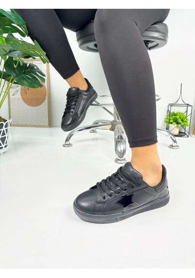 Günlük Kadın Sneaker Bağcıklı Yıldız Detaylı Tırtıklı Taban Oval Burunlu Rahat Spor Ayakkabı 602 Siyah Günlük Kadın Sneaker Bağcıklı Yıldız Detaylı Tırtıklı Taban Oval Burunlu Rahat Spor Ayakkabı 602 Siyah