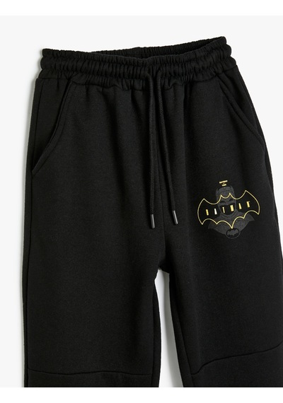 Koton Batman Jogger Eşofman Altı Lisanslı Beli Bağlamalı Siyah 5wkb40148tk Siyah Koton Batman Jogger Eşofman Altı Lisanslı Beli Bağlamalı Siyah 5wkb40148tk Siyah