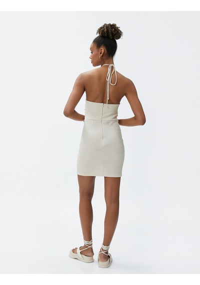 Koton Mini Elbise Halter Yaka Pencere Detaylı Boncuklu Dokulu Bej 3sal80023ık 3SAL80023IK060 Koton Mini Elbise Halter Yaka Pencere Detaylı Boncuklu Dokulu Bej 3sal80023ık 3SAL80023IK060