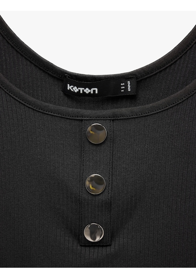 Koton Viskon Kumaş Slim Fit Düğmeli Henley Yaka Atlet Bluz Siyah 7wak10039ek