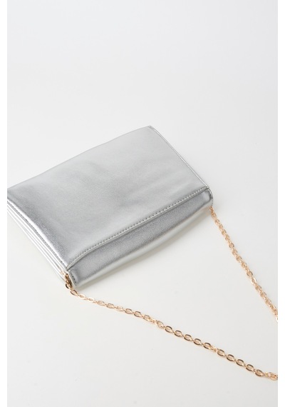 Vivaq Kadın Gümüş Rugan Zarf Tasarım 2 Bölmeli Mini Zincir Askılı Çıt Çıt Kapama Clutch Ve El Çantası