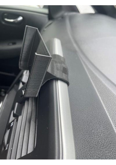 Nissan Leaf Sağ Direksiyon Rhd Telefon Montajı