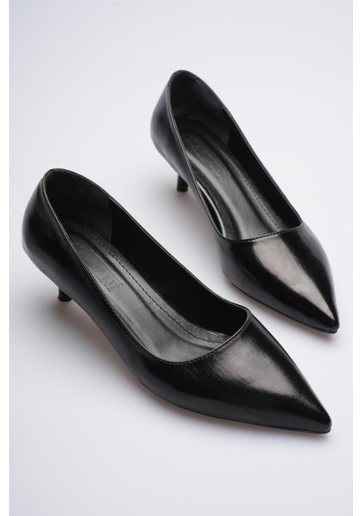 Esatsani Siyah Deri Sivri Burun Alçak Topuk 4 Cm Stiletto Dores Kadın Ayakkabı Siyah Deri Esatsani Siyah Deri Sivri Burun Alçak Topuk 4 Cm Stiletto Dores Kadın Ayakkabı Siyah Deri
