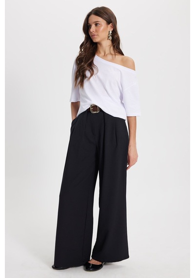 Tudors Kadın Slim Fit Dar Kesim %100 Pamuk Kayık Yaka Kısa Kollu Beyaz Tişört-50839