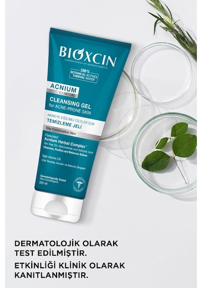 Bioxcin Acnium Sebum Dengeleyici Yüz Yıkama Jeli 200 ml Salisilik Asit Çay Ağacı Niasinamid