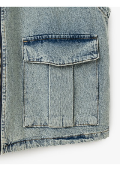 Koton Kapüşonlu Fermuarlı Kapaklı Cepli Oversize Pamuklu Kolsuz Denim Yelek Açık İndigo 5sam50007nd Açık İndigo Koton Kapüşonlu Fermuarlı Kapaklı Cepli Oversize Pamuklu Kolsuz Denim Yelek Açık İndigo 5sam50007nd Açık İndigo